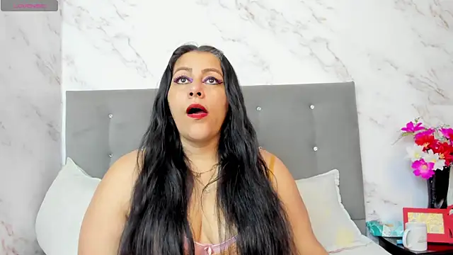 Snapshot of SexxyPamela chatting on November 24, 2025, 7:13 pm SexxyPamela online show from November 24, 2025, 7:13 pm