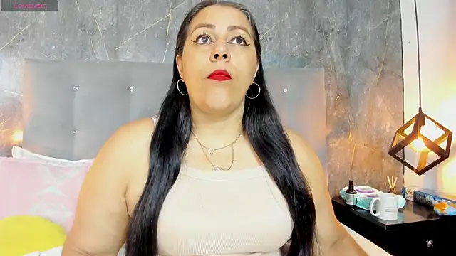 Snapshot of SexxyPamela chatting on November 28, 2025, 8:00 pm SexxyPamela online show from November 28, 2025, 8:00 pm