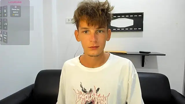 MiracleCam online show from March 28, 2026, 3:55 pm