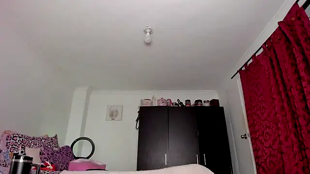 AlondraDiossa03 online show from January 21, 2025, 8:32 pm