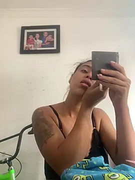 AlondraDiossa03 online show from February 14, 2025, 5:57 pm