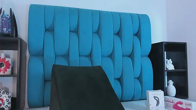 AlanNaughty online show from December 27, 2024, 11:10 pm