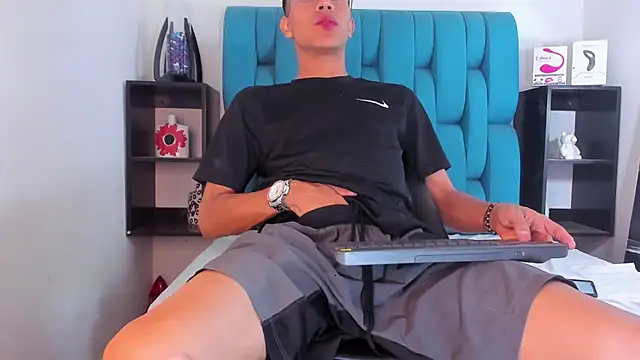 AlanNaughty online show from January 19, 2025, 11:01 am