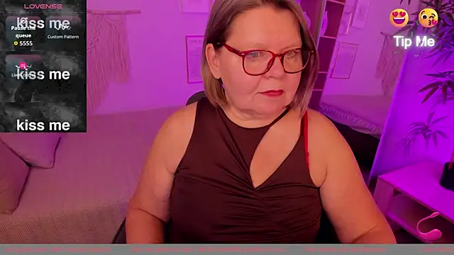 Shannonshine online show from October 20, 2025, 2:06 pm