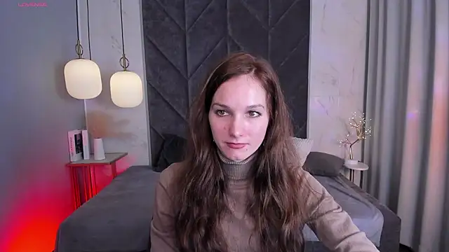 Snapshot of MirandaGlow chatting on March 8, 2026, 5:33 am MirandaGlow online show from March 8, 2026, 5:33 am