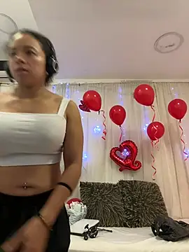 Snapshot of carolgaita chatting on February 16, 2025, 11:27 am carolgaita online show from February 16, 2025, 11:27 am