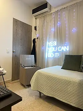 Snapshot of carolgaita chatting on February 20, 2025, 11:09 am carolgaita online show from February 20, 2025, 11:09 am