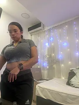 Snapshot of carolgaita chatting on February 23, 2025, 11:55 am carolgaita online show from February 23, 2025, 11:55 am