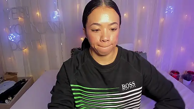 Snapshot of carolgaita chatting on February 27, 2025, 11:31 am carolgaita online show from February 27, 2025, 11:31 am