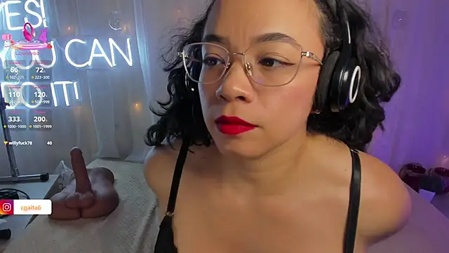 Snapshot of carolgaita chatting on March 12, 2025, 2:34 pm carolgaita online show from March 12, 2025, 2:34 pm