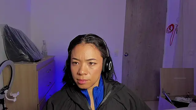 Snapshot of carolgaita chatting on March 18, 2025, 12:14 pm carolgaita online show from March 18, 2025, 12:14 pm