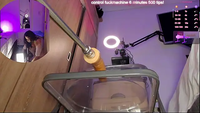 Snapshot of carolgaita chatting on September 27, 2025, 1:05 pm carolgaita online show from September 27, 2025, 1:05 pm