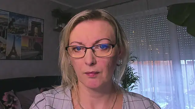 vanessa chat online show from January 13, 2025, 2:21 pm