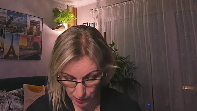 vanessa chat online show from February 11, 2025, 6:01 pm