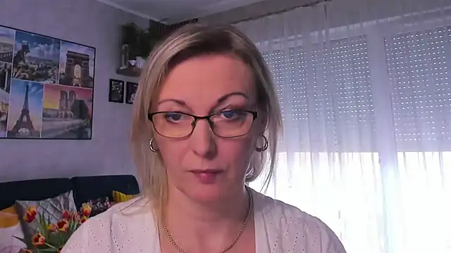 vanessa chat online show from March 17, 2025, 2:23 pm