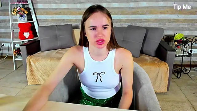 Snapshot of SusanSmit chatting on October 30, 2025, 7:03 pm SusanSmit online show from October 30, 2025, 7:03 pm