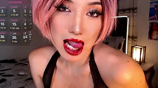 Snapshot of Alluring_Lordess chatting on July 16, 2026, 5:24 am Alluring Lordess online show from July 16, 2026, 5:24 am