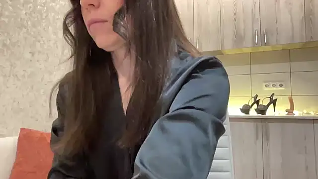 Snapshot of HotyWinter chatting on March 26, 2026, 3:12 am HotyWinter online show from March 26, 2026, 3:12 am