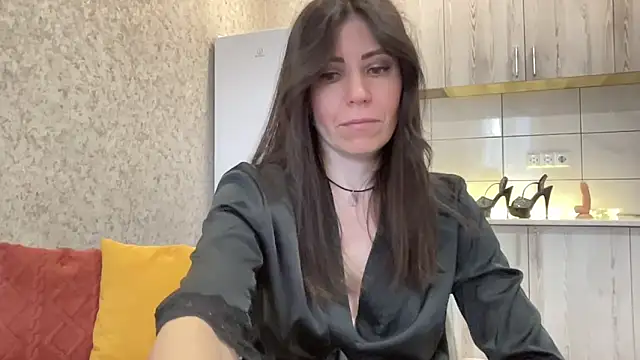 Snapshot of HotyWinter chatting on March 30, 2026, 4:35 am HotyWinter online show from March 30, 2026, 4:35 am