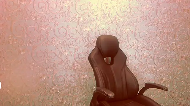 Infinitely online show from October 12, 2025, 3:44 pm