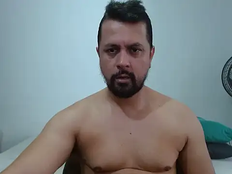 Snapshot of TRIISTAN_KING10 chatting on February 12, 2026, 3:51 pm TRIISTAN KING10 online show from February 12, 2026, 3:51 pm