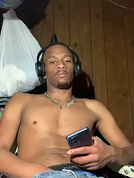 Tristris100 online show from December 9, 2024, 2:13 am