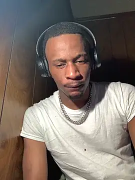 Tristris100 online show from December 10, 2024, 1:55 pm