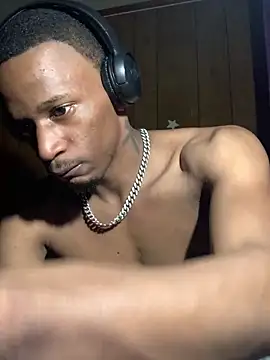 Tristris100 online show from December 11, 2024, 7:46 pm