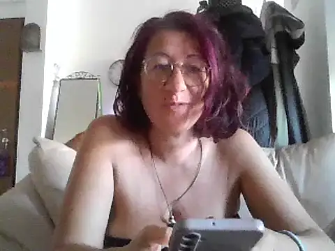 Snapshot of milkarock chatting on September 18, 2025, 9:33 am milkarock online show from September 18, 2025, 9:33 am