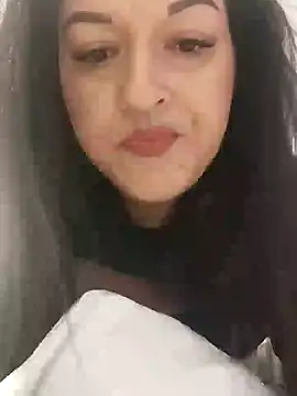 Snapshot of AlexandraGiogio chatting on February 5, 2025, 10:12 pm AlexandraGiogio online show from February 5, 2025, 10:12 pm