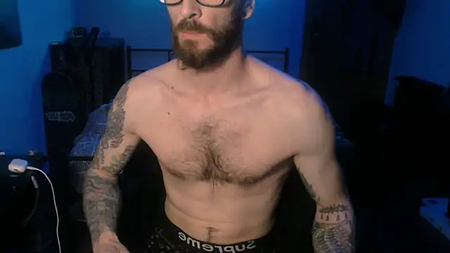 SexxxyLouis online show from January 28, 2025, 8:58 pm