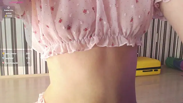 Snapshot of _Hanna_Moon_ chatting on December 18, 2024, 10:30 am Hanna Moon online show from December 18, 2024, 10:30 am