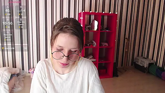 Snapshot of _Hanna_Moon_ chatting on February 16, 2025, 7:48 am Hanna Moon online show from February 16, 2025, 7:48 am