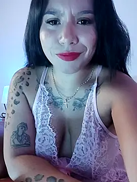 Snapshot of little_susie chatting on September 18, 2025, 6:48 am little susie online show from September 18, 2025, 6:48 am