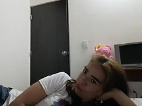 Snapshot of mari657 chatting on February 4, 2025, 7:33 pm mari657 online show from February 4, 2025, 7:33 pm