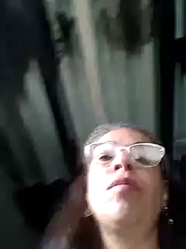 Snapshot of mari657 chatting on March 18, 2025, 7:10 pm mari657 online show from March 18, 2025, 7:10 pm