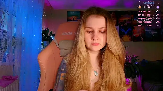 Snapshot of GoodWitch_ chatting on January 10, 2026, 7:32 am GoodWitch online show from January 10, 2026, 7:32 am