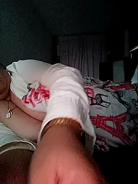 Brenda Berck  online show from October 10, 2025, 10:58 am