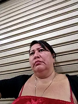 Brenda Berck  online show from November 2, 2025, 11:29 pm