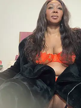 Bootyliciouse21X online show from May 22, 2026, 6:20 am