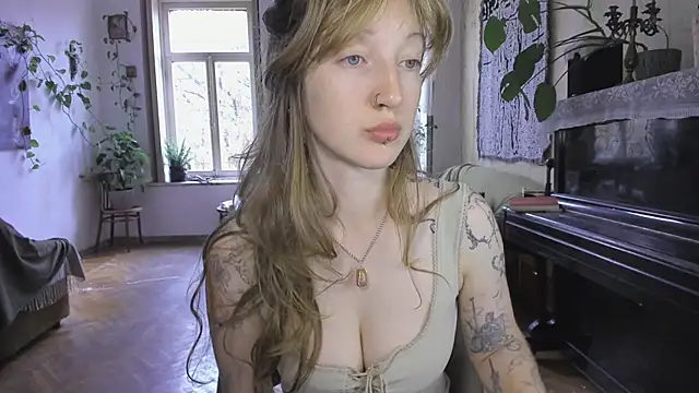 Miranda2 0 online show from October 18, 2025, 6:05 am