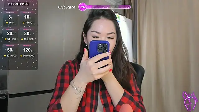 Snapshot of azure_moon2 chatting on February 18, 2026, 7:21 pm azure moon2 online show from February 18, 2026, 7:21 pm