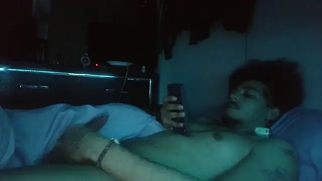 Snapshot of bigdickjojo69 chatting on January 11, 2026, 4:23 pm bigdickjojo69 online show from January 11, 2026, 4:23 pm