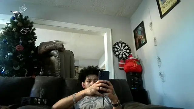 Snapshot of bigdickjojo69 chatting on February 10, 2026, 10:25 pm bigdickjojo69 online show from February 10, 2026, 10:25 pm