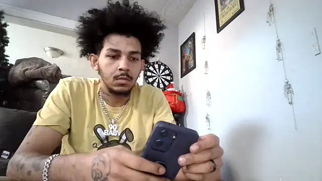 Snapshot of bigdickjojo69 chatting on February 11, 2026, 10:26 pm bigdickjojo69 online show from February 11, 2026, 10:26 pm