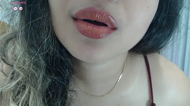 Snapshot of _neesha_414_ chatting on October 3, 2025, 7:00 pm neesha 414 online show from October 3, 2025, 7:00 pm