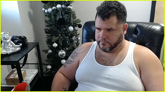 Snapshot of Gabihotxxx1 chatting on December 30, 2024, 6:38 pm Gabihotxxx1 online show from December 30, 2024, 6:38 pm