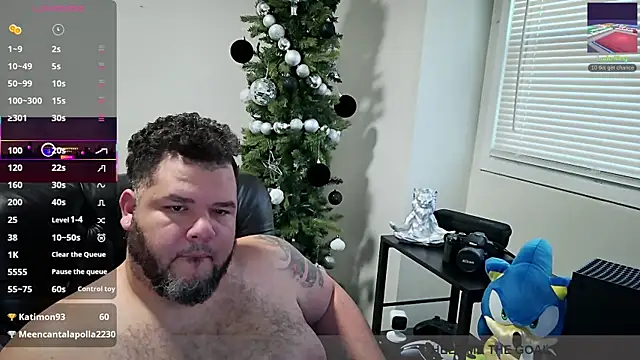 Snapshot of Gabihotxxx1 chatting on February 4, 2025, 9:10 pm Gabihotxxx1 online show from February 4, 2025, 9:10 pm