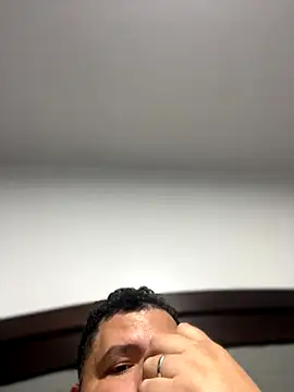 Snapshot of Gabihotxxx1 chatting on October 29, 2025, 5:42 am Gabihotxxx1 online show from October 29, 2025, 5:42 am