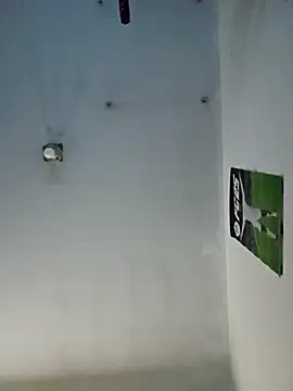 Snapshot of Latin_summer chatting on November 20, 2025, 9:14 pm Latin summer online show from November 20, 2025, 9:14 pm